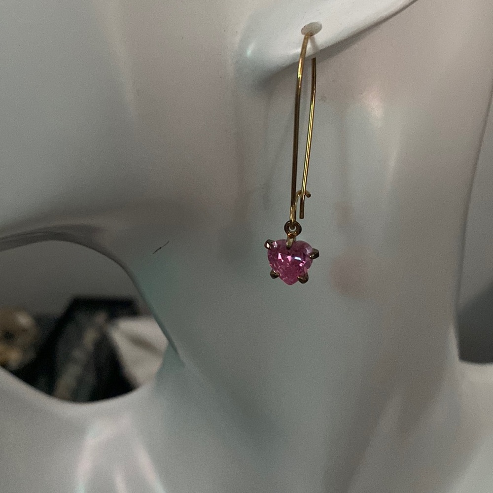 Avon goldtone wire drop crystal heart earrings